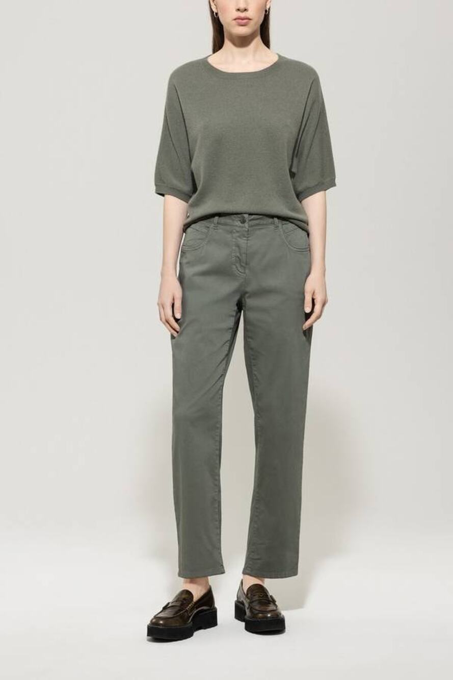 LUISA CERANO High-stretch Tapered Denim Jeans in Army Green 34 US 4